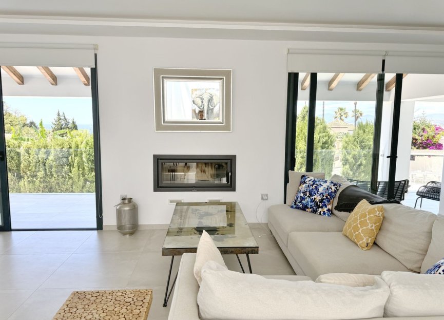 Resale - House - Detached Villa - Marbella - El Rosario