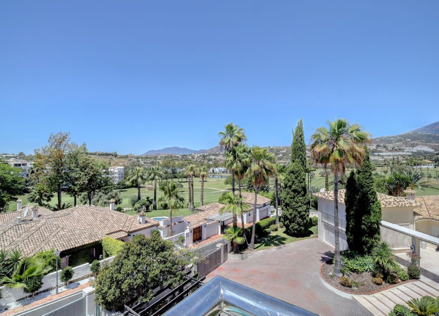 Resale - House - Detached Villa - Marbella - Nueva Andalucia