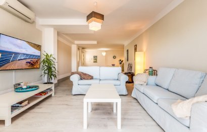 Resale - Apartment - Middle Floor Apartment - Marbella - Nueva Andalucia