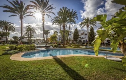 Resale - Apartment - Ground Floor Apartment - Marbella - Nueva Andalucia