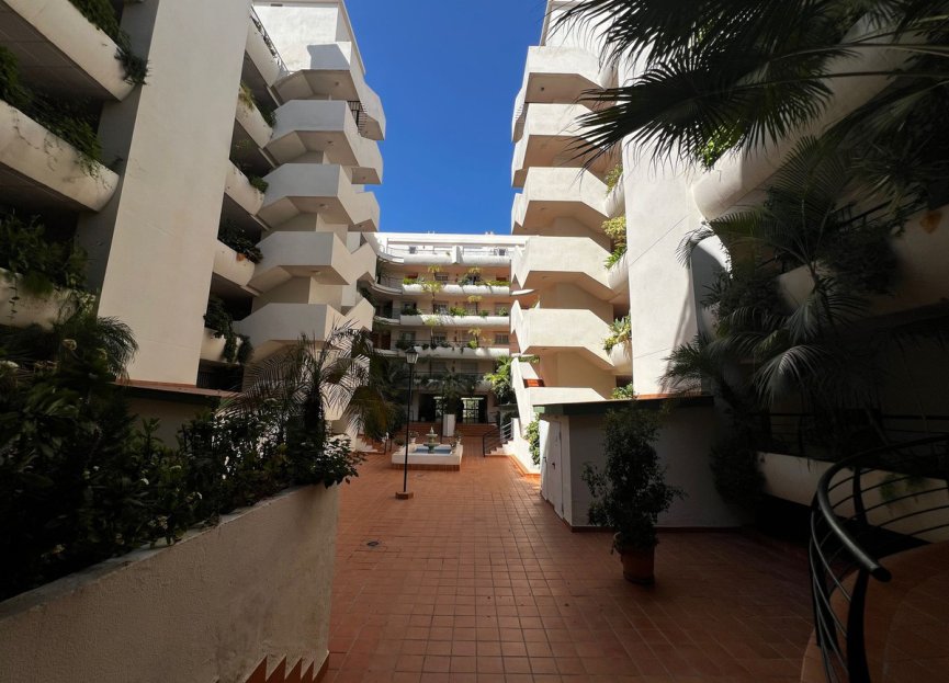 Resale - Apartment - Duplex - Marbella - Guadalmina Alta