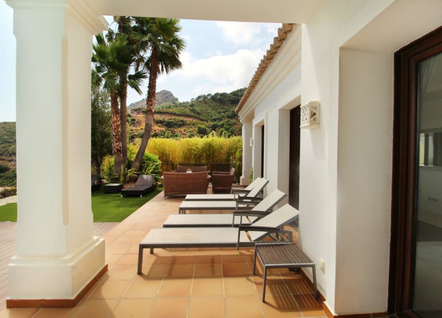 Resale - House - Detached Villa - Benahavís - Benahavís Centro