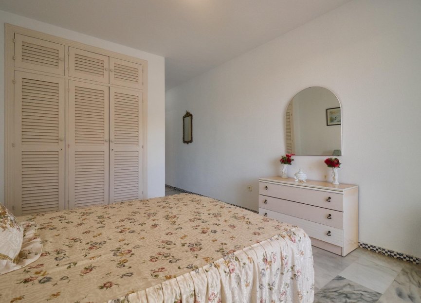 Resale - Apartment - Middle Floor Apartment - Fuengirola - Fuengirola Centro