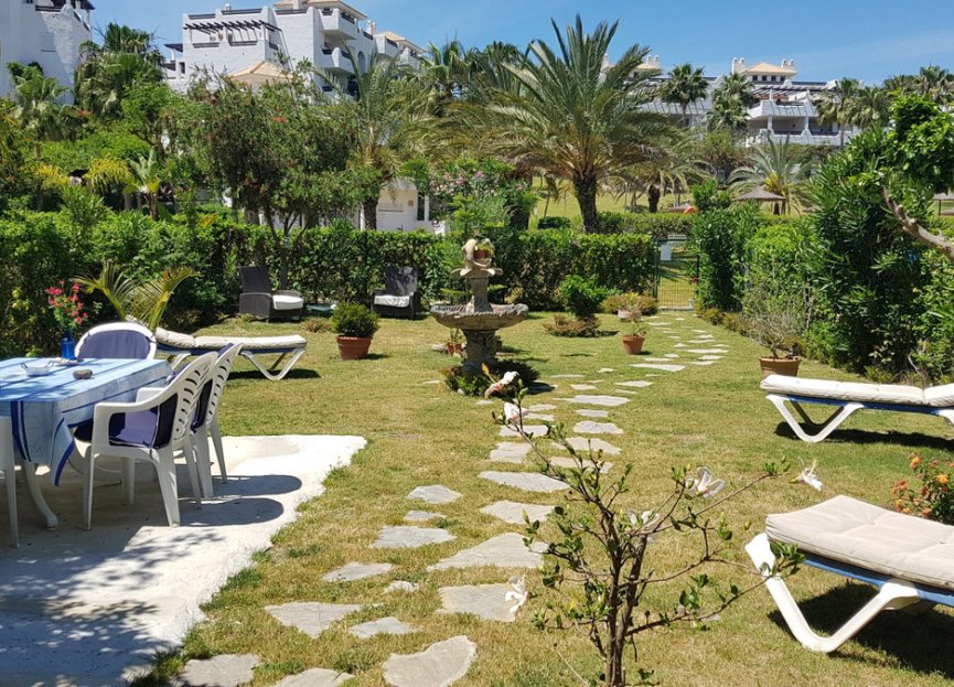 Resale - House - Townhouse - Estepona - Selwo