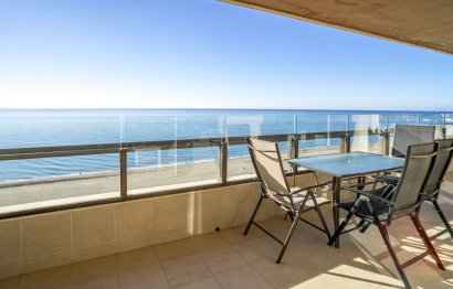 Resale - Apartment - Middle Floor Apartment - Estepona - Estepona Centro