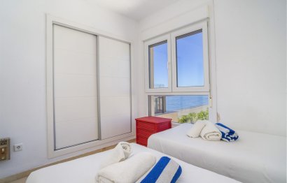 Resale - Apartment - Middle Floor Apartment - Estepona - Estepona Centro