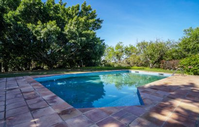 Resale - House - Finca - Cortijo - Estepona - New Golden Mile