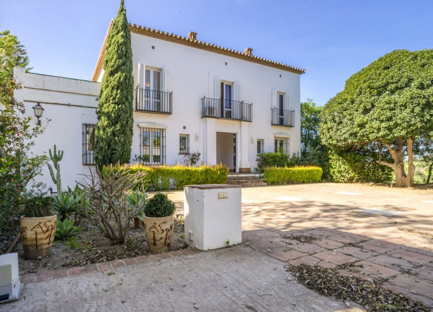 Resale - House - Finca - Cortijo - Estepona - New Golden Mile