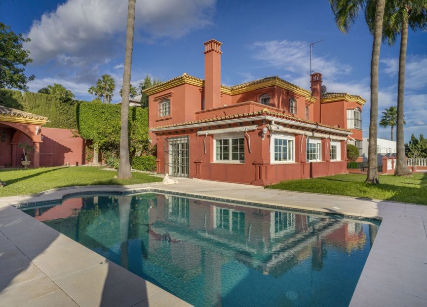 Reventa - House - Detached Villa - Estepona - Estepona Centro