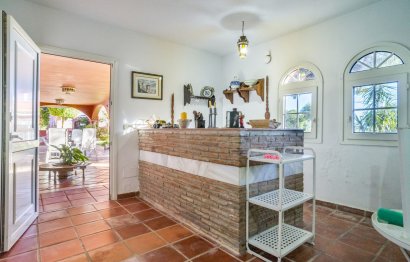 Reventa - House - Detached Villa - Estepona - Estepona Centro