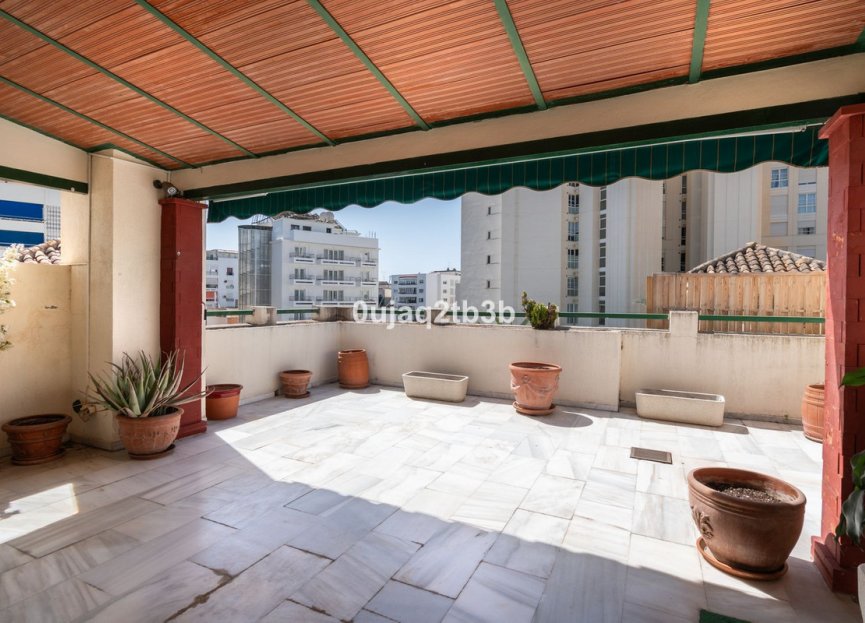 Resale - Apartment - Top Floor Apartment - Marbella - Marbella Centro