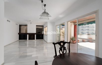 Resale - Apartment - Top Floor Apartment - Marbella - Marbella Centro