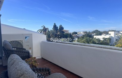 Reventa - Apartment - Top Floor Apartment - Marbella - Nueva Andalucia