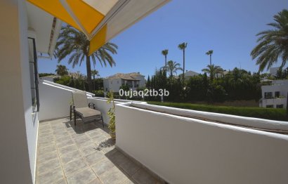 Resale - Apartment - Top Floor Apartment - Marbella - Nueva Andalucia