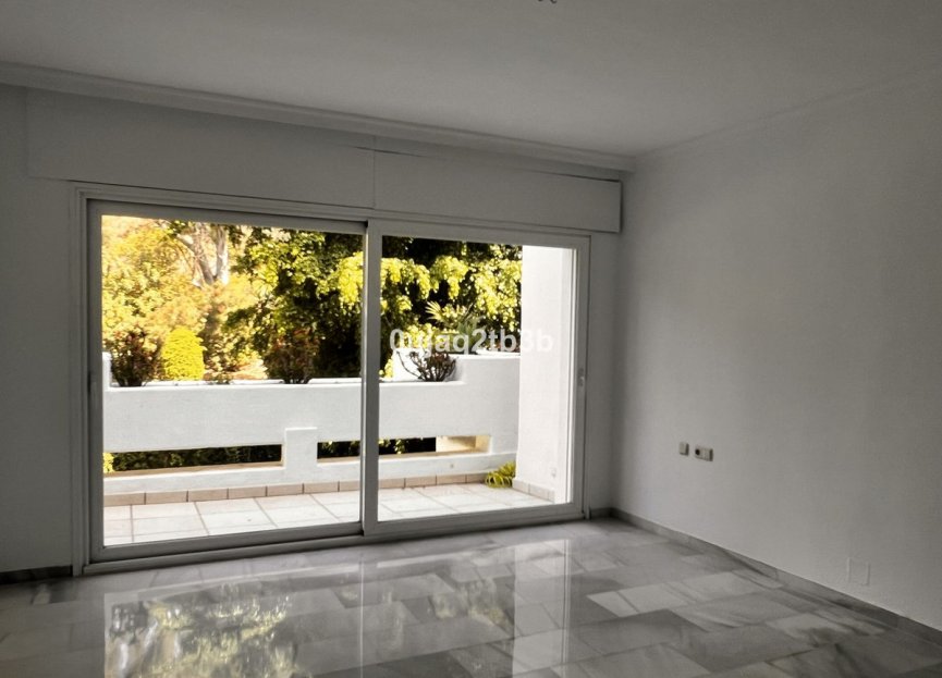 Resale - Apartment - Middle Floor Apartment - Marbella - The Golden Mile