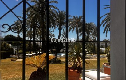 Resale - Apartment - Ground Floor Apartment - Marbella - Nueva Andalucia