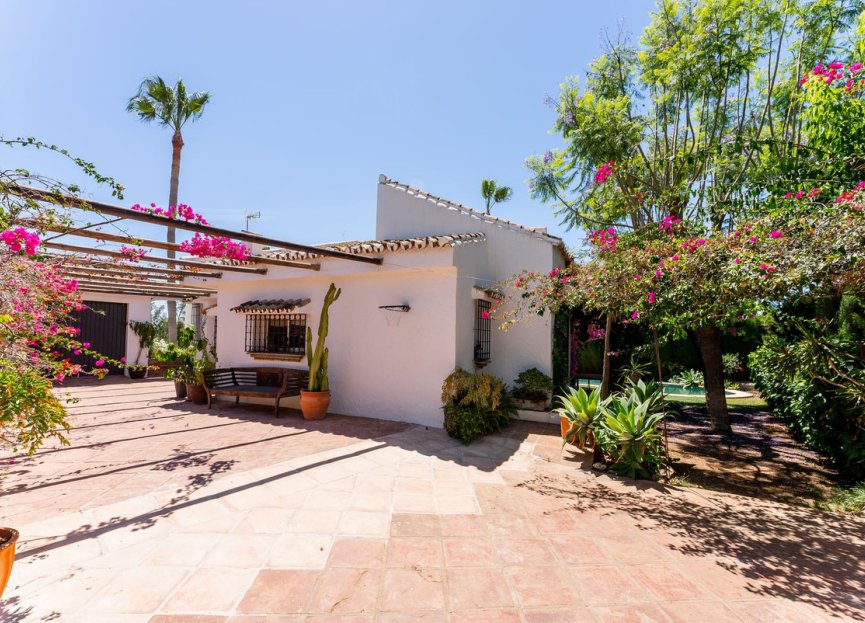 Reventa - House - Detached Villa - Estepona - Atalaya