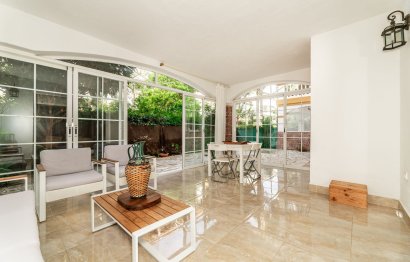 Resale - Apartment - Ground Floor Apartment - Marbella - Nueva Andalucia