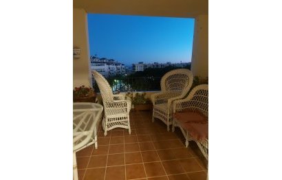 Resale - Apartment - Top Floor Apartment - Estepona - Estepona Centro