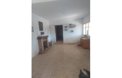 Resale - House - Finca - Cortijo - Estepona - Estepona Centro