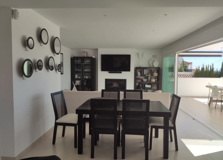 Reventa - House - Detached Villa - Estepona - Estepona Centro