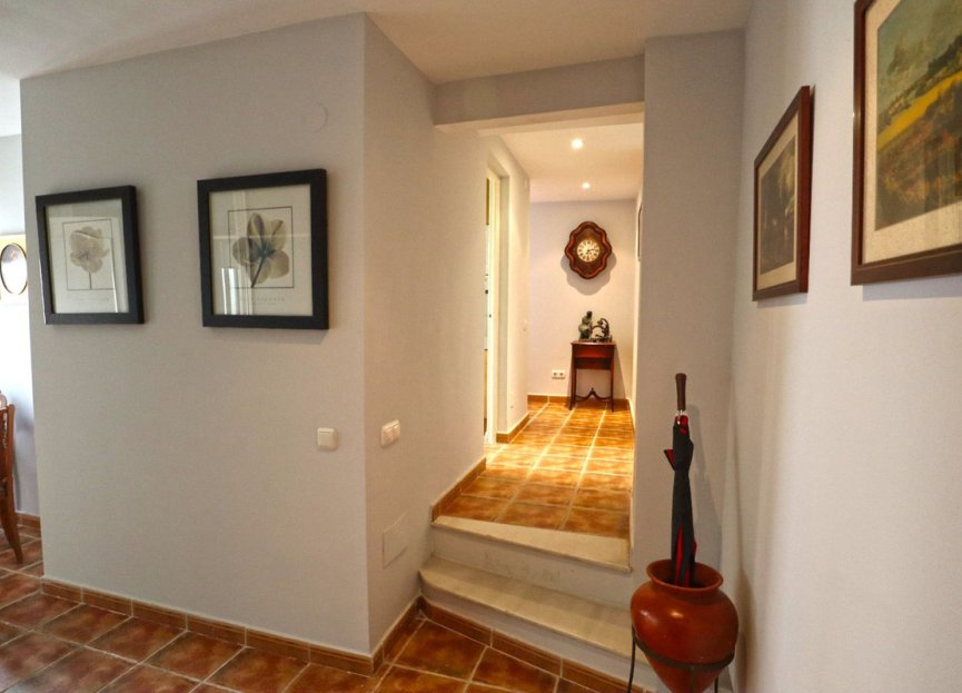 Resale - Apartment - Middle Floor Apartment - Marbella - Marbella Centro