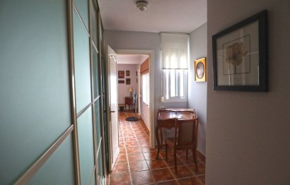 Resale - Apartment - Middle Floor Apartment - Marbella - Marbella Centro