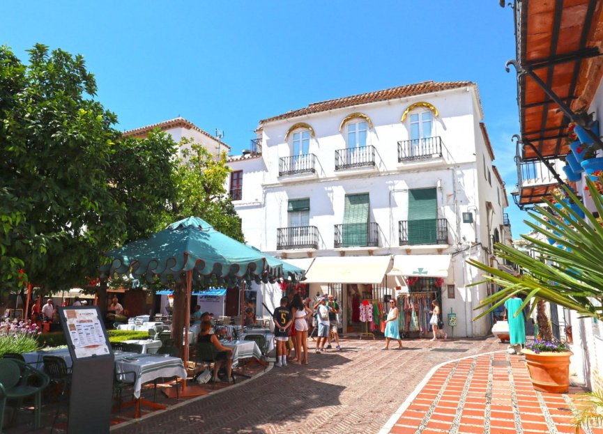 Resale - Apartment - Middle Floor Apartment - Marbella - Marbella Centro