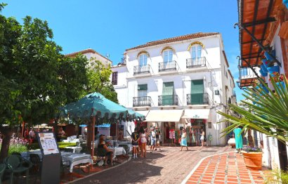 Resale - Apartment - Middle Floor Apartment - Marbella - Marbella Centro