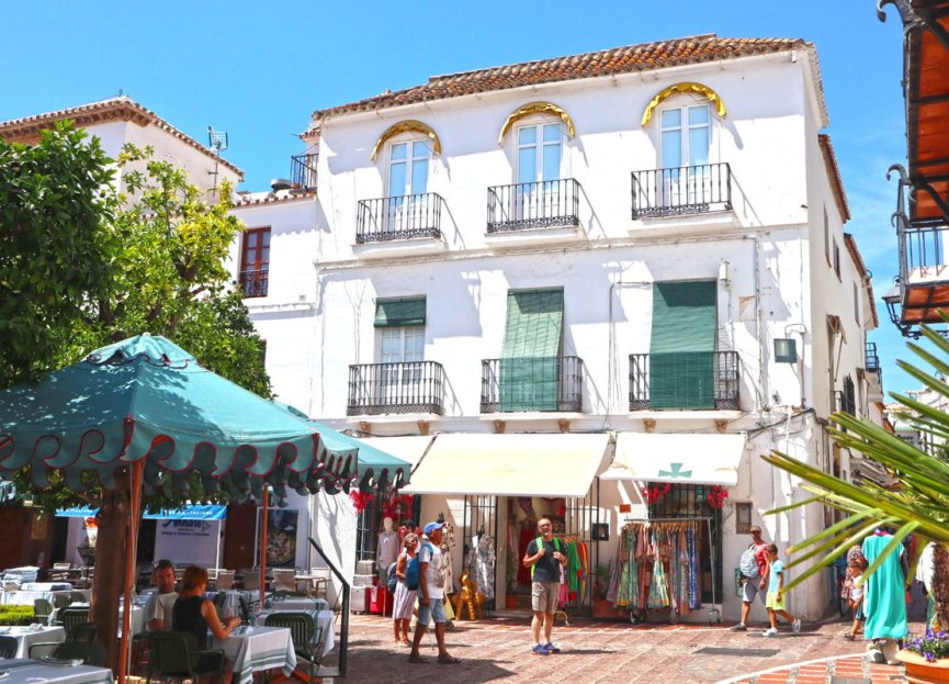 Resale - Apartment - Middle Floor Apartment - Marbella - Marbella Centro