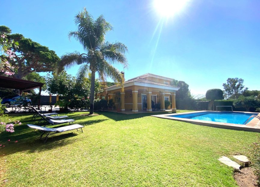 Resale - House - Detached Villa - Marbella - El Rosario