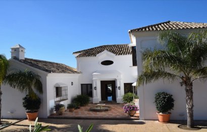 Resale - House - Detached Villa - Benahavís - Benahavís Centro