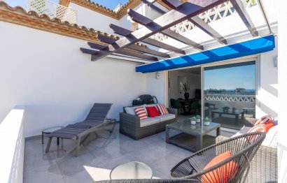 Resale - Apartment - Middle Floor Apartment - Marbella - Puerto Banús