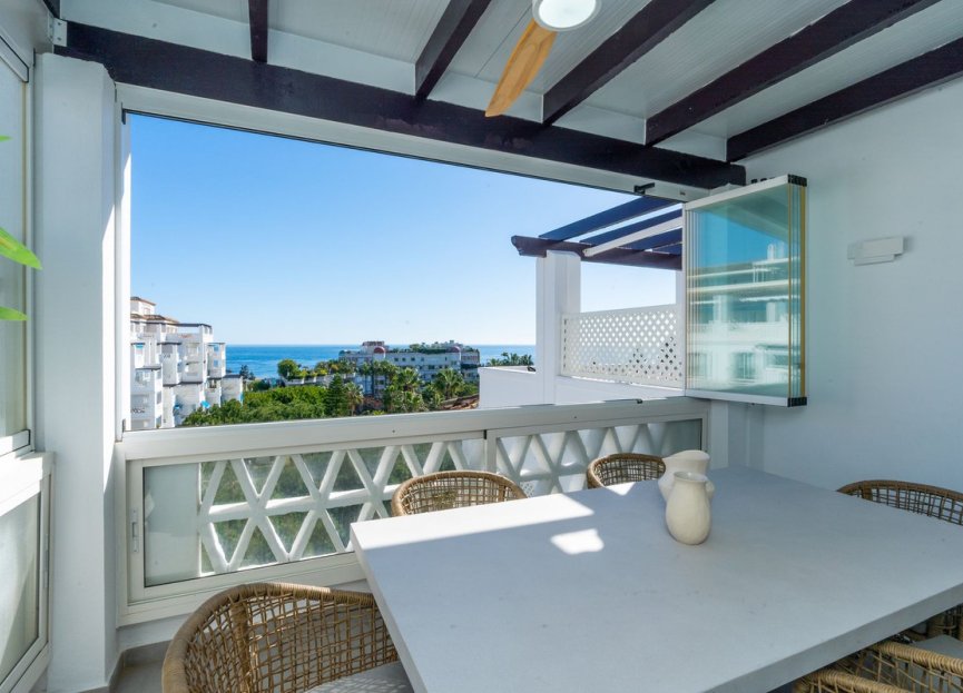 Resale - Apartment - Middle Floor Apartment - Marbella - Puerto Banús