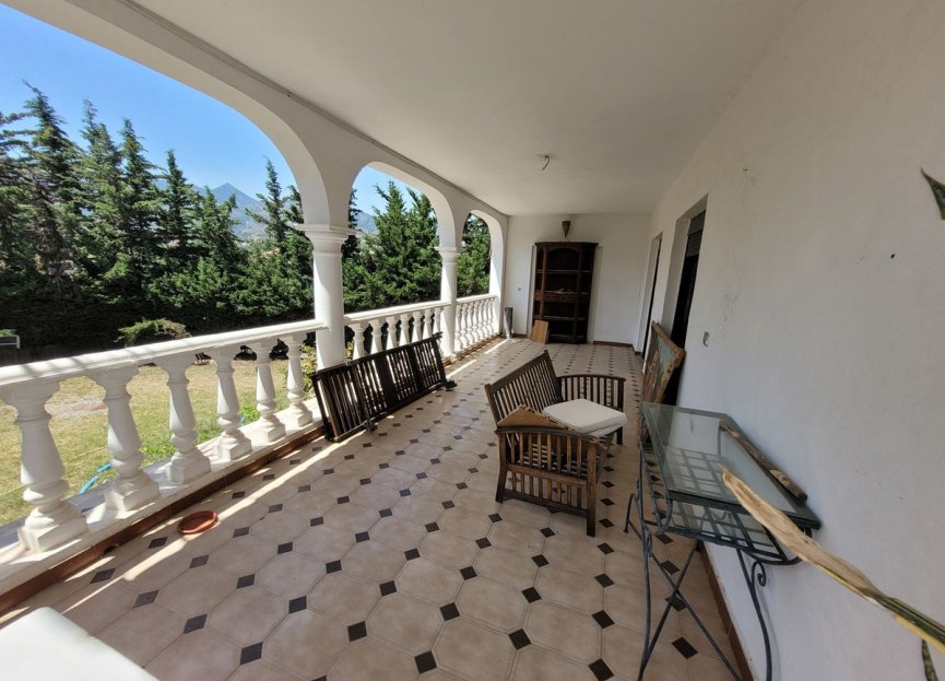 Resale - House - Detached Villa - Marbella - Río Real