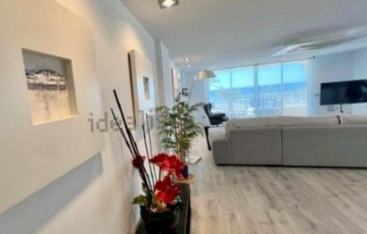 Resale - Apartment - Middle Floor Apartment - Fuengirola - Fuengirola Centro