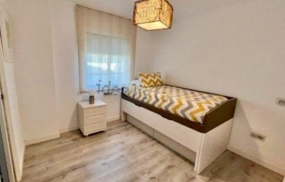 Resale - Apartment - Middle Floor Apartment - Fuengirola - Fuengirola Centro