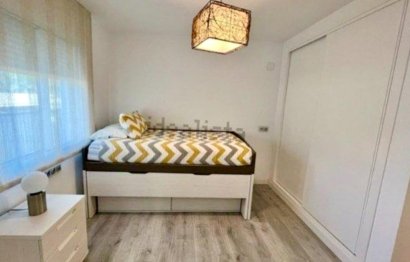 Resale - Apartment - Middle Floor Apartment - Fuengirola - Fuengirola Centro