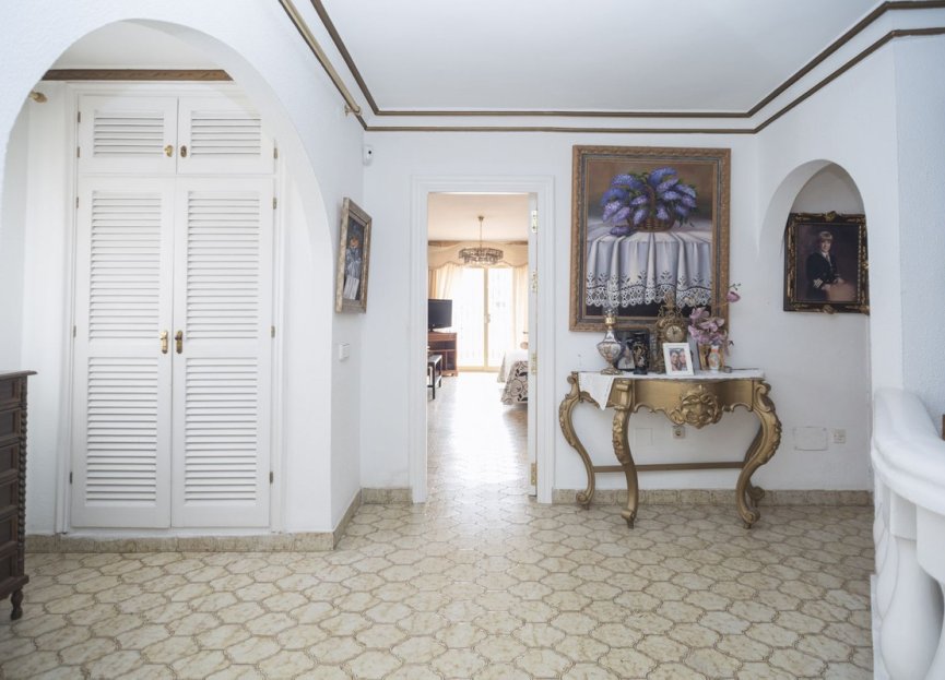 Resale - House - Detached Villa - Marbella - Marbella Centro