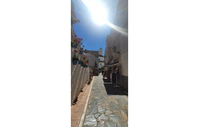 Resale - House - Townhouse - Marbella