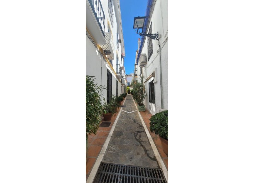 Resale - House - Townhouse - Marbella