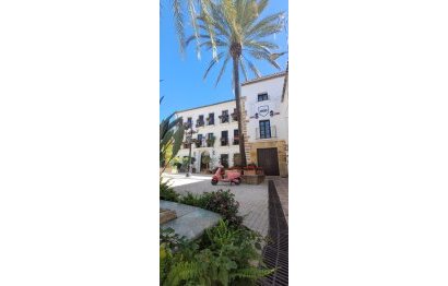 Resale - House - Townhouse - Marbella