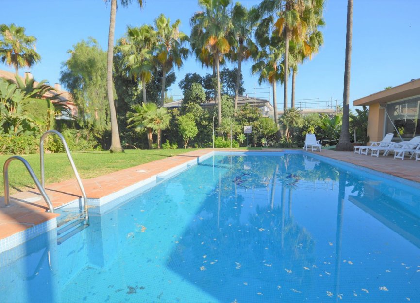 Reventa - House - Semi-Detached House - Marbella - Nueva Andalucia