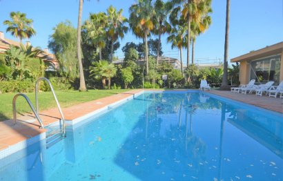 Reventa - House - Semi-Detached House - Marbella - Nueva Andalucia