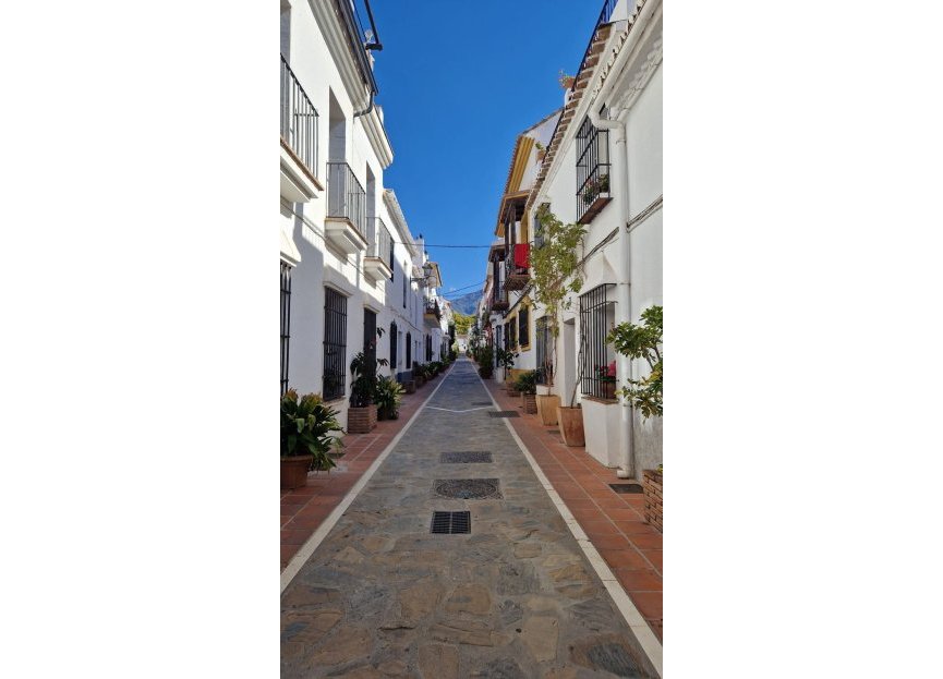 Resale - House - Semi-Detached House - Marbella - Marbella Centro