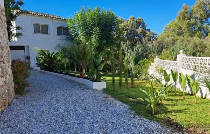 Resale - House - Detached Villa - Marbella - El Rosario