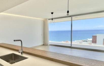 Resale - Apartment - Middle Floor Apartment - Fuengirola - Fuengirola Centro