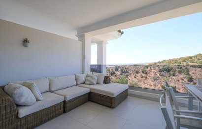 Resale - Apartment - Top Floor Apartment - Estepona - Estepona Centro