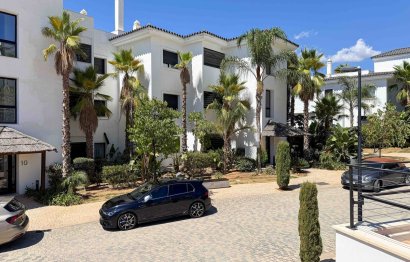 Resale - Apartment - Top Floor Apartment - Estepona - Estepona Centro