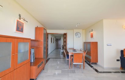 Resale - Apartment - Middle Floor Apartment - Fuengirola - Fuengirola Centro